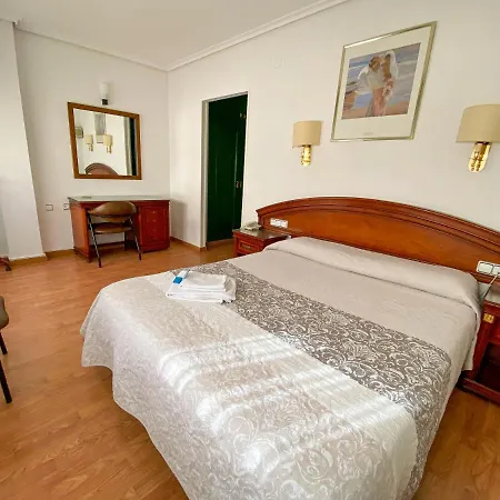 Hotel Cardinal-3
