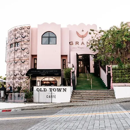 Grand Africa Rooms & Rendezvous-2