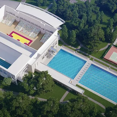 Gloria Sports Arena-2