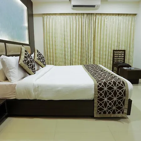 Greens Suite - Business Class Hotel - Opposite Ripon Building-2