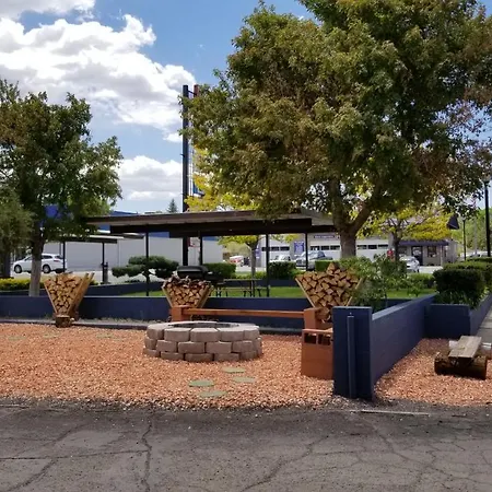 Adobe Sands Motel-2