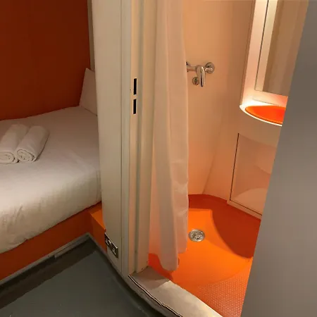 Easyhotel South Kensington-2