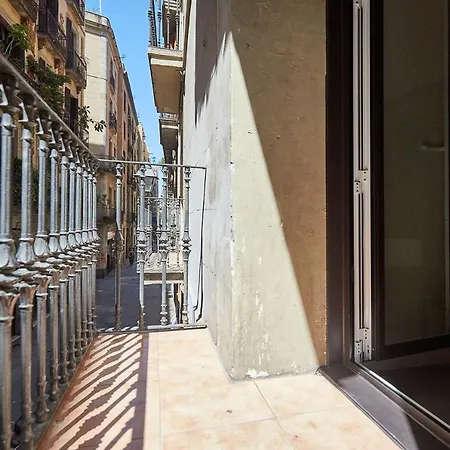 Ella Hostel Ramblas-3