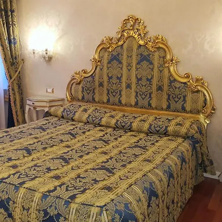 Casa Pisani Canal-3