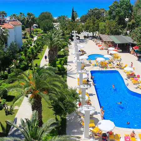 Club Aqua Plaza-3