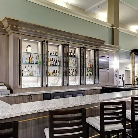 Embassy Suites Williamsburg-2