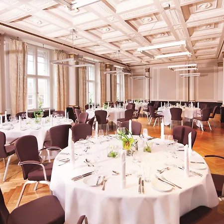 Moevenpick Hotel Berlin Am Potsdamer Platz-3