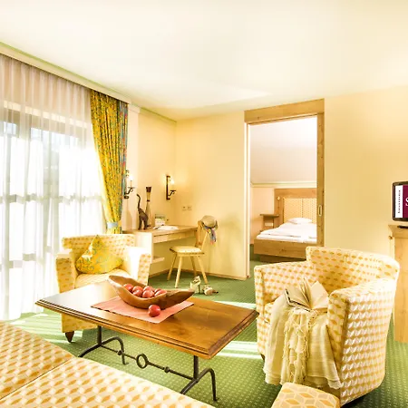 Johannesbad Hotel St. Georg-2