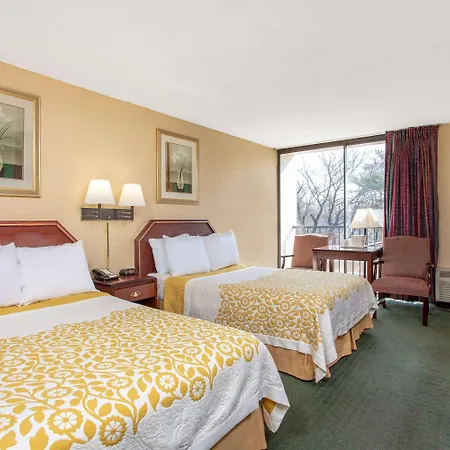 Days Inn By Wyndham College Park-2