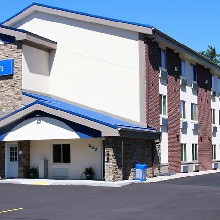 Baymont By Wyndham Stevens Point-3