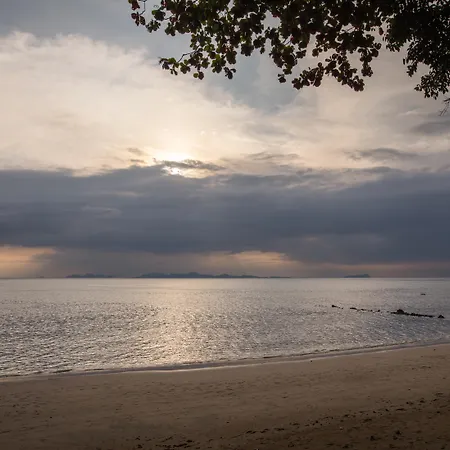 Koh Jum Ocean Beach Resort-2