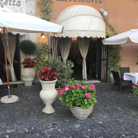 La Piazzetta Affittacamere Ristorante-3