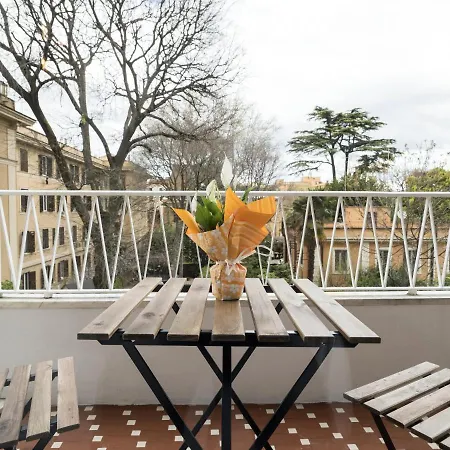 Savoia Rooms Roma-3