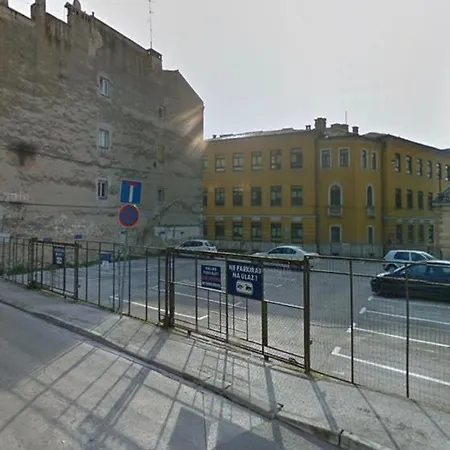 Pula Antic Rooms In Center (Adults Only)-2