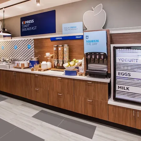 Holiday Inn Express Denver Downtown By Ihg-2