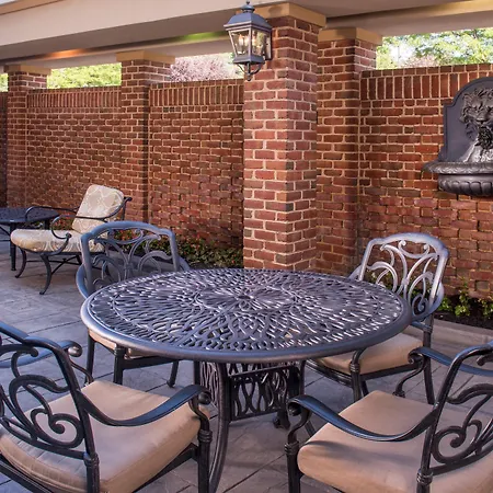 Holiday Inn Express State College At Williamsburg Square By Ihg-2