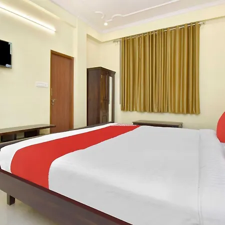 Hotel O Albert-3