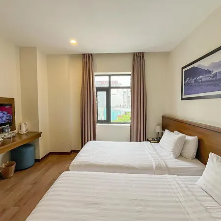 Central Hotel & Spa Danang-3
