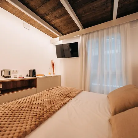 Casa Pelegrí-3