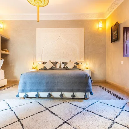 Riad Jolie-3