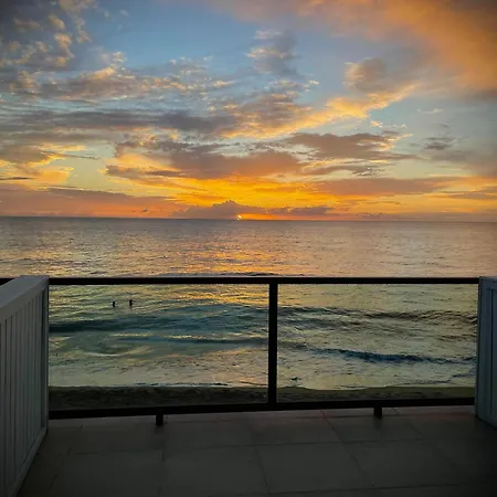 1 Corcega Beachfront Suites-2