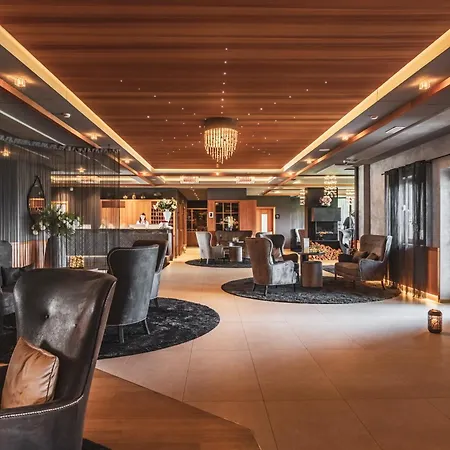 Solea Dolomiti Boutique Hotel-2