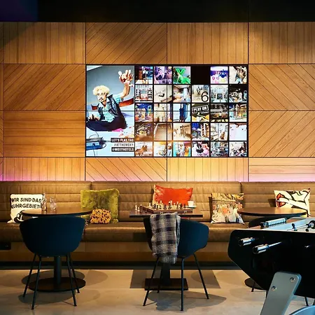 Moxy Essen City-2