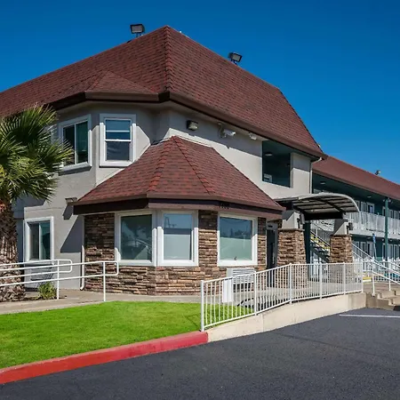 Quality Inn Elk Grove-Sacramento-3