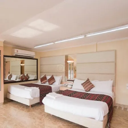 Regent Hotel-3
