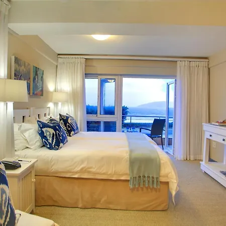 Periwinkle Lodge Guest House-2