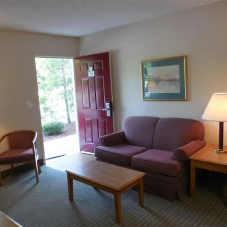 Affordable Suites Shelby-3