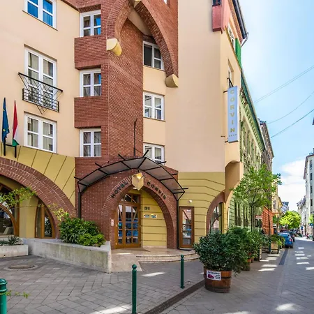 Corvin Hotel Budapest Residence-2