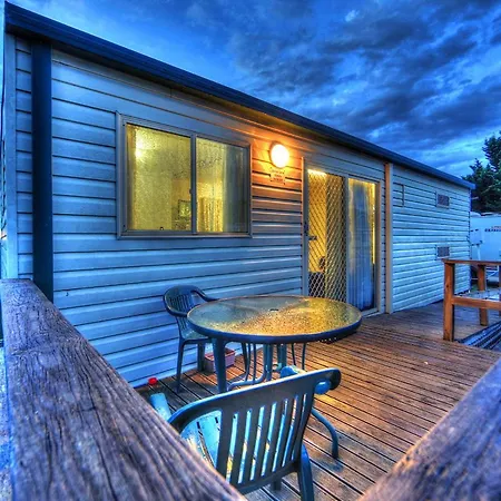 Governors Hill Carapark-2