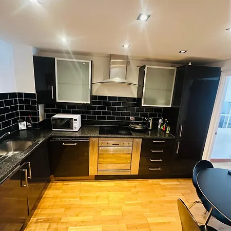 Barchester St-2