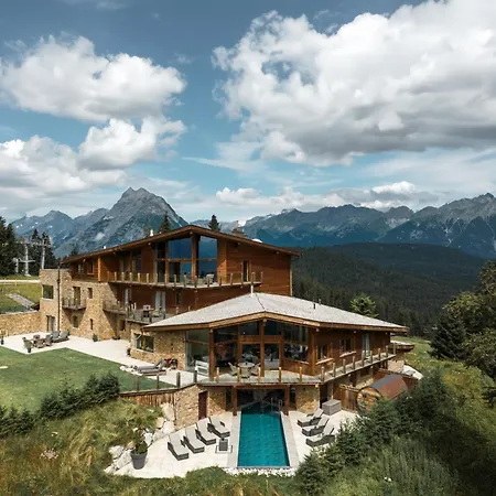 Chalet G12 - Mountain Luxury Apartments By Peak Stay-2