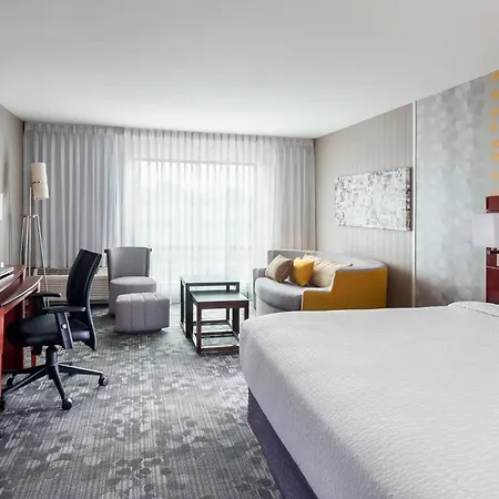 Courtyard By Marriott Kalamazoo Portage-3