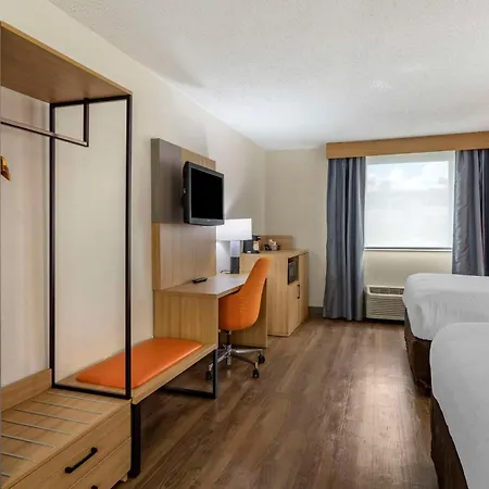Comfort Inn & Suites Nashville Downtown - Stadium-2