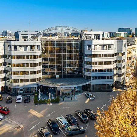 Crystal Palace Hotel-2