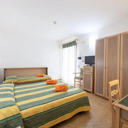 Hotel Thàlas Club-3
