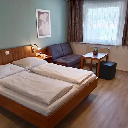 Dolomitenhotel Lienz-3