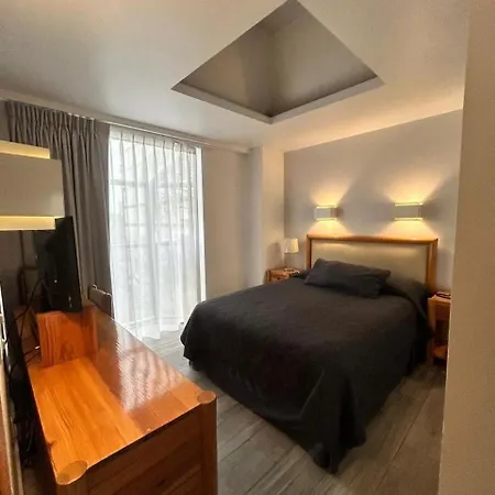 Suites Arquimedes 33-3