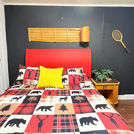 Yellow Pillow Inn-3