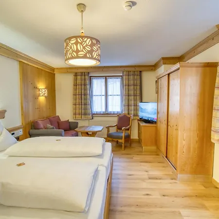 Gasthof Alt Paznaun-3