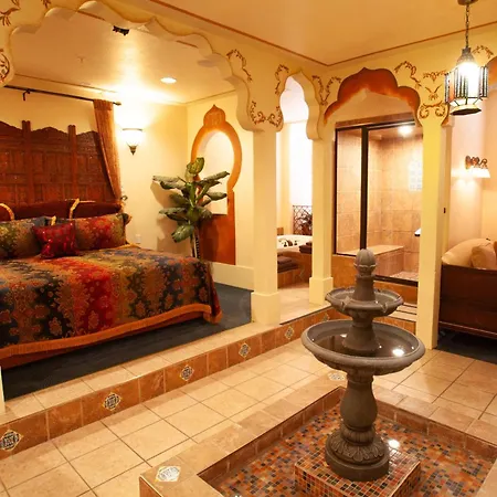 Destinations Inn Theme Rooms-3