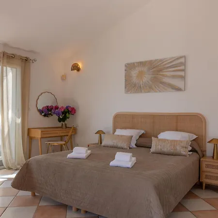 Domaine De Caranella-3