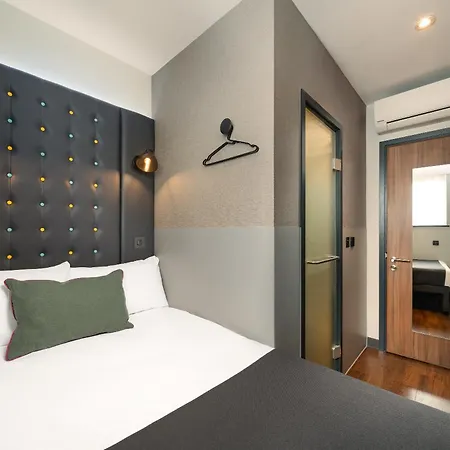Point A Hotel London Waterloo-3