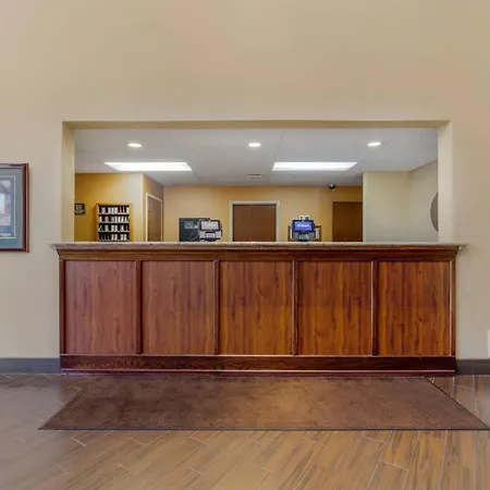 Comfort Inn Bismarck-2