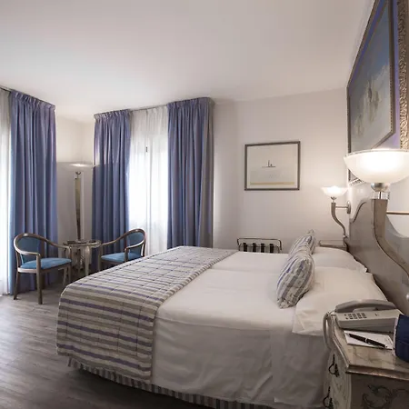 Hotel Amadeus-3