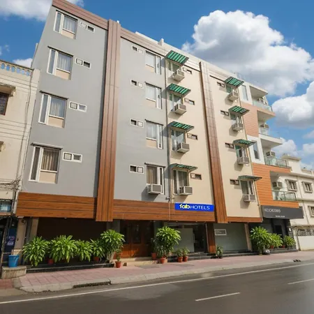 Fabhotel Lime Tree - Nr Yashobhoomi Convention Centre-2