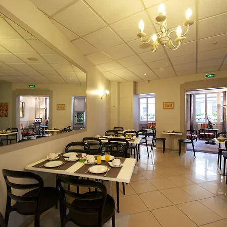 Hôtel AMI-3